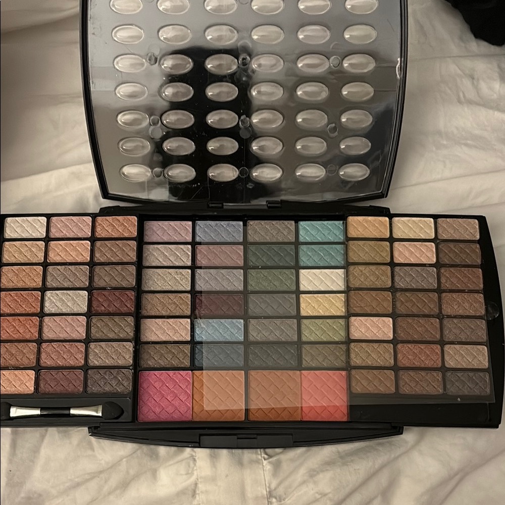 107pc Color Compact Professional Palette - Multicolor - Picture 4 of 5